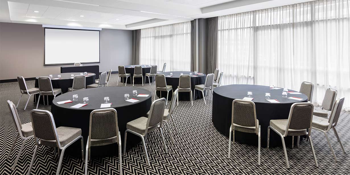 Adina Apartment Hotel Sydney Airport Best Rate Guaranteed